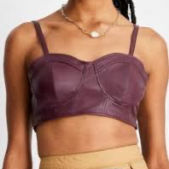 Future Collective top - Picture 2 of 9